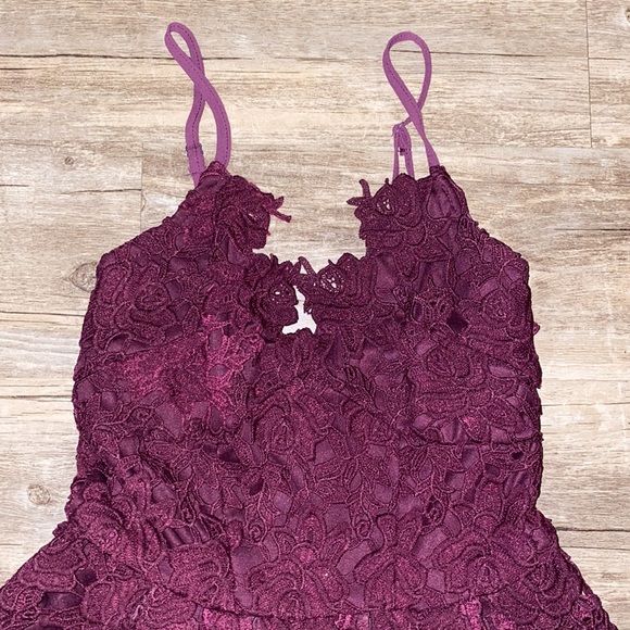 Dress - Picture 2 of 3